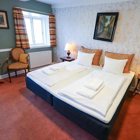 Dagmar Hotel 3*